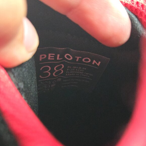 Peloton Cycling Shoes Womens Sz 38 EU 7 US Black Red Classic Athletic Training - Picture 10 of 10